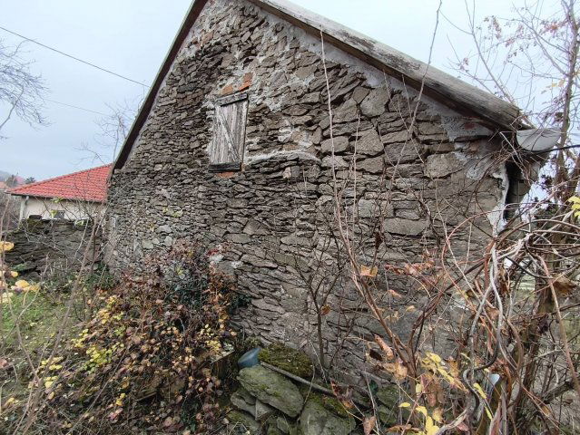 Eladó családi ház, Kisgyőrön 3.5 M Ft, 1 szobás