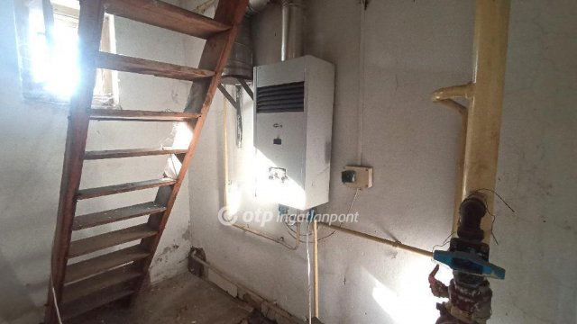 Eladó családi ház, Jászfényszarun 34.9 M Ft, 4 szobás