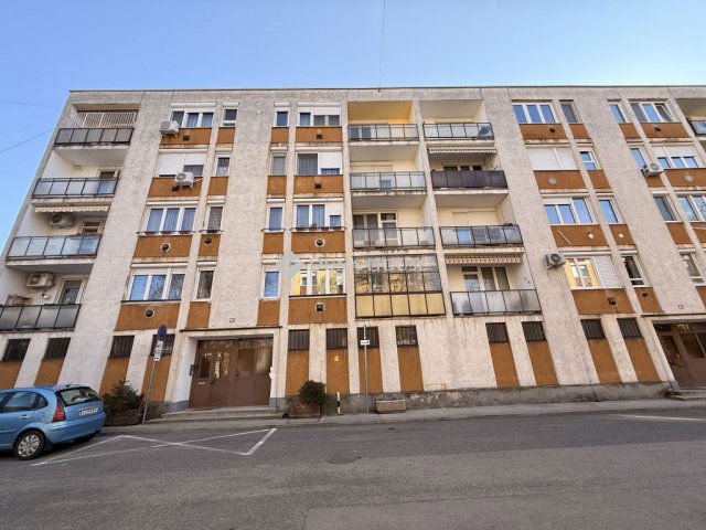 Eladó téglalakás, Győrött 44.5 M Ft, 2 szobás