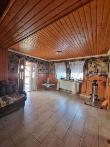 Eladó családi ház, Kertán 17.9 M Ft, 2 szobás