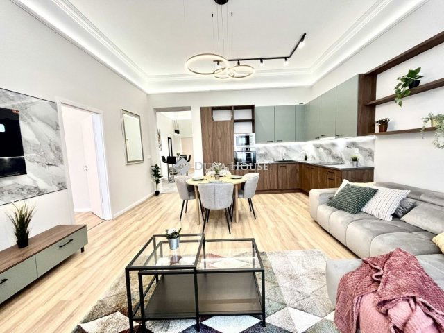 Eladó téglalakás, Budapesten, VI. kerületben 195 M Ft, 4 szobás