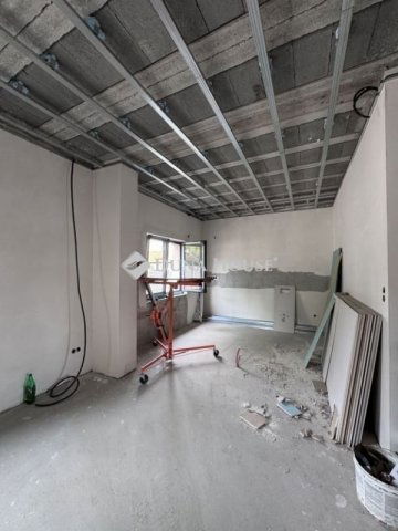 Eladó családi ház, Gyálon 249.9 M Ft, 6 szobás