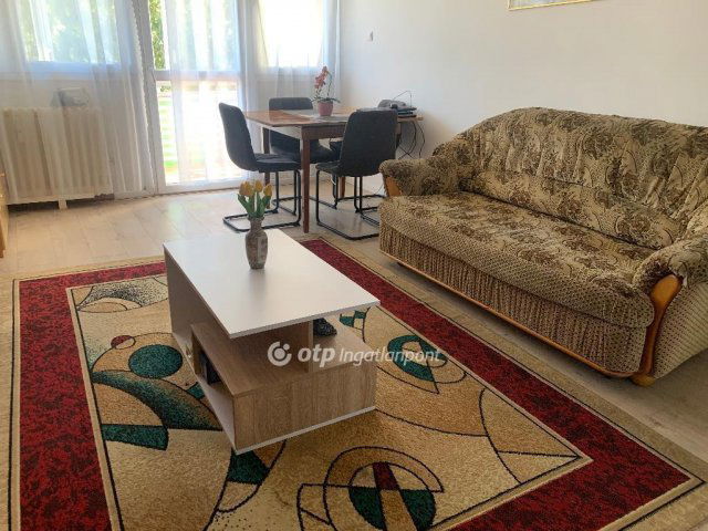 Eladó panellakás, Mátészalkán 31 M Ft, 2 szobás