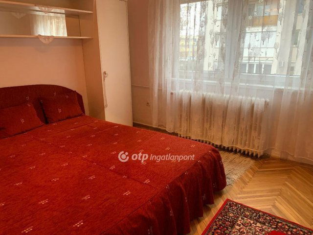 Eladó téglalakás, Nyíregyházán 39.9 M Ft, 2 szobás