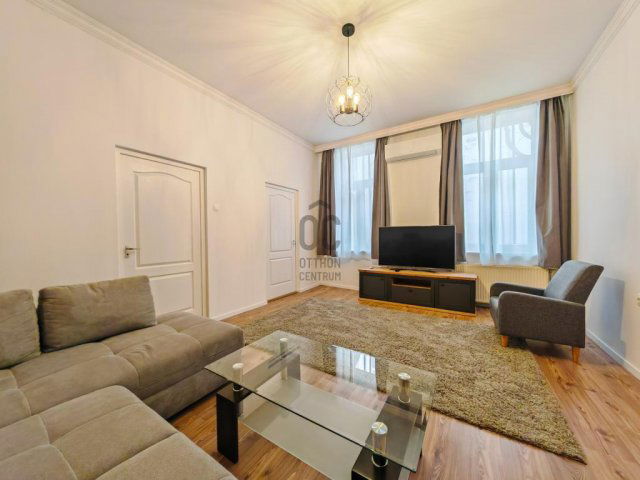Eladó téglalakás, Budapesten, V. kerületben 140 M Ft, 4 szobás