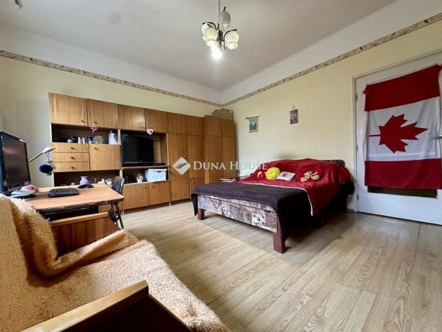 Eladó családi ház, Tószegen 29.9 M Ft, 3 szobás