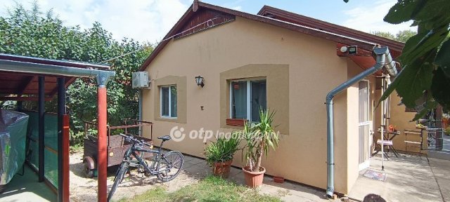 Eladó családi ház, Velencén 98 M Ft / költözzbe.hu