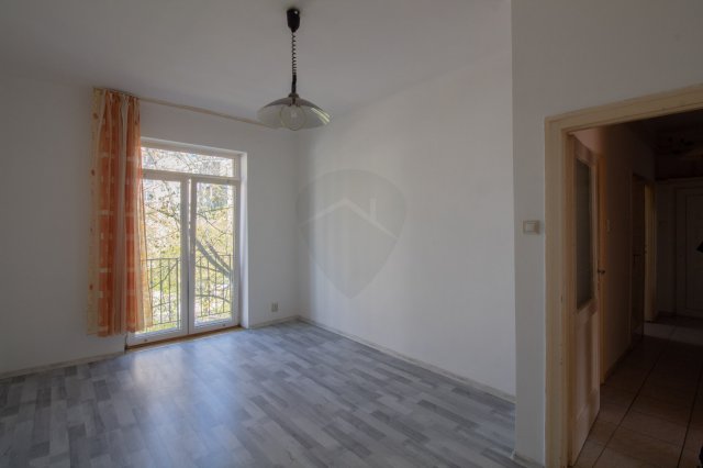 Eladó téglalakás, Tatabányán 39.99 M Ft, 2 szobás