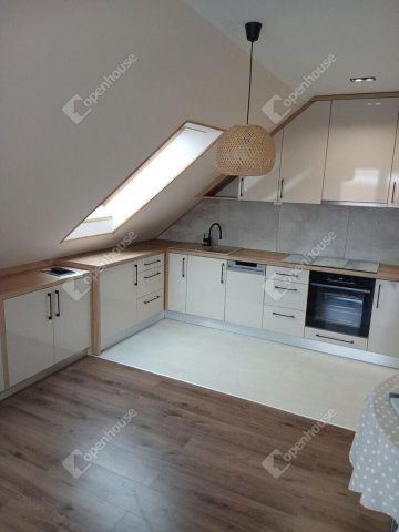 Eladó téglalakás, Sárváron 53 M Ft, 2 szobás