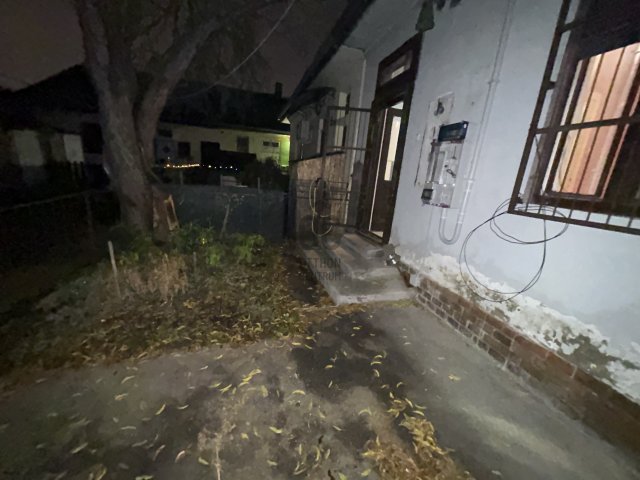 Eladó téglalakás, Budapesten, XVIII. kerületben 32 M Ft
