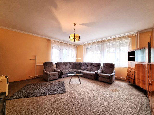 Eladó családi ház, Dunakilitin 83 M Ft, 7 szobás