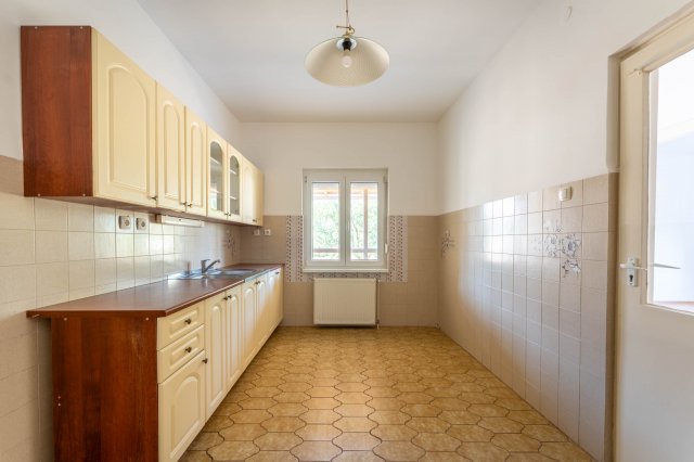 Eladó családi ház, Gárdonyban 94.9 M Ft, 4 szobás