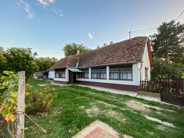 Eladó családi ház, Pálfán 11.9 M Ft, 2 szobás