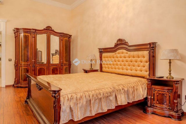 Eladó téglalakás, Budapesten, V. kerületben 268 M Ft, 4 szobás