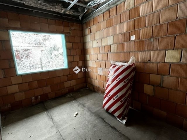 Eladó ikerház, Monoron 86 M Ft, 4 szobás / költözzbe.hu