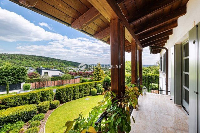 Eladó családi ház, Budapesten, III. kerületben 850 M Ft