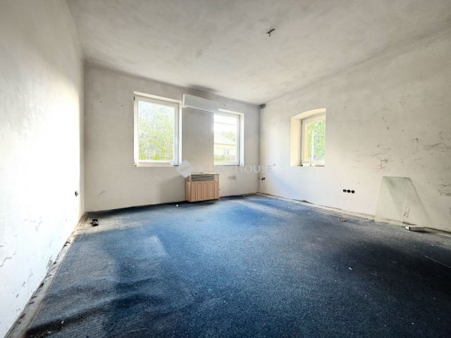 Eladó családi ház, Jenőn 39.99 M Ft, 3 szobás