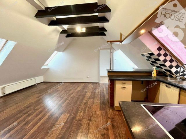 Eladó téglalakás, Kecskeméten 53 M Ft, 3 szobás