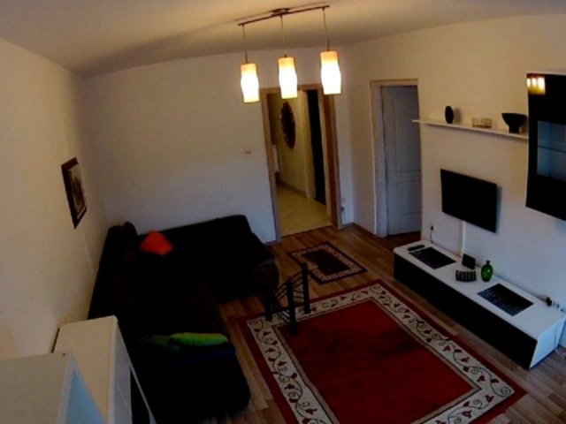 Eladó panellakás, Pécsett 55 M Ft, 3 szobás