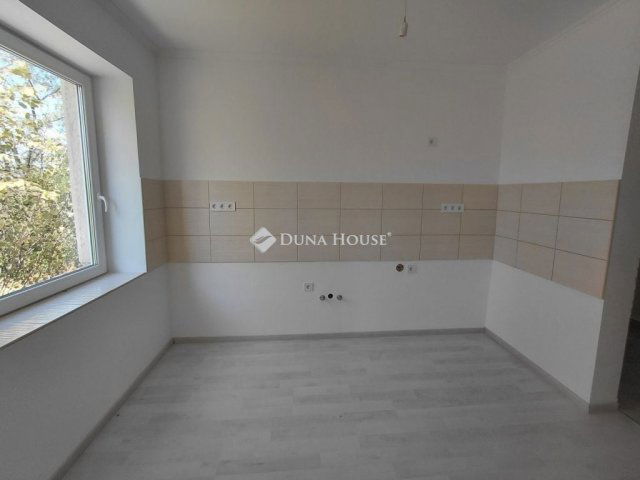 Eladó sorház, Gödöllőn 99.8 M Ft, 3 szobás