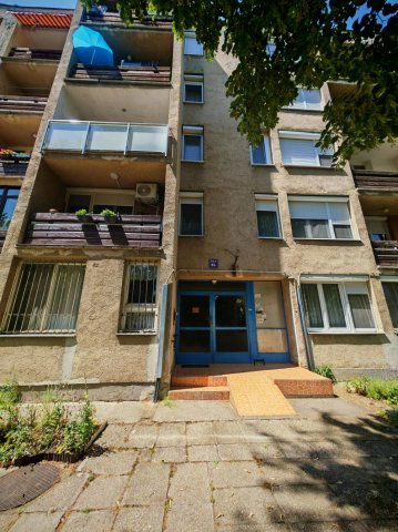 Eladó téglalakás, Tatabányán 32.9 M Ft, 2 szobás