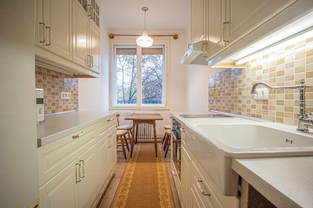 Eladó téglalakás, II. kerületben, Árpád fejedelem útján