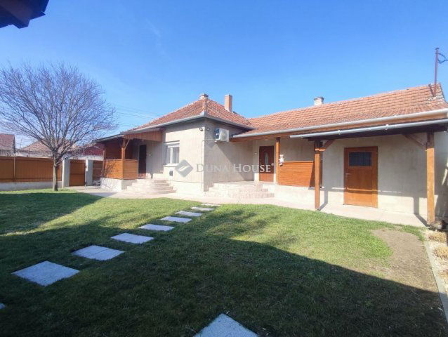 Eladó családi ház, Zagyvarékason 27.5 M Ft, 2 szobás