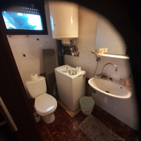 Eladó családi ház, Pécsett 45 M Ft, 3 szobás