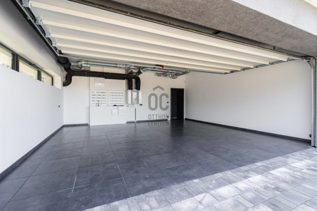 Eladó családi ház, Mogyoródon 550 M Ft, 7 szobás