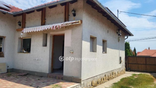 Eladó családi ház, Kisapátiban 69.5 M Ft, 3 szobás