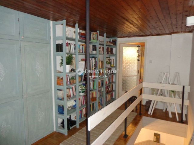 Eladó családi ház, Zebegényben 150 M Ft, 5 szobás