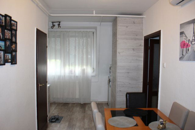 Eladó panellakás, Debrecenben, Derék utcában 68.5 M Ft, 3 szobás