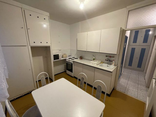 Kiadó téglalakás, albérlet, Nyíregyházán 130 E Ft / hó