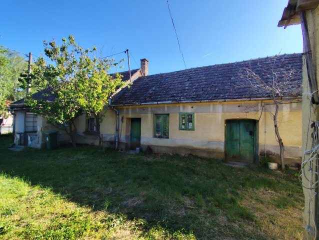 Eladó családi ház, Szalapán 9.9 M Ft, 2 szobás