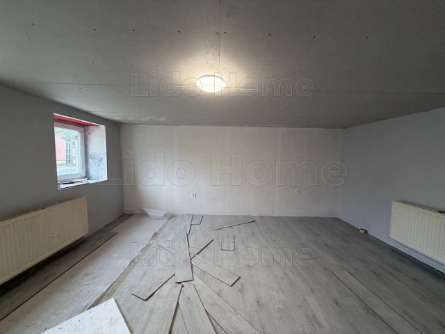 Eladó családi ház, Devecseren 21.5 M Ft, 3 szobás