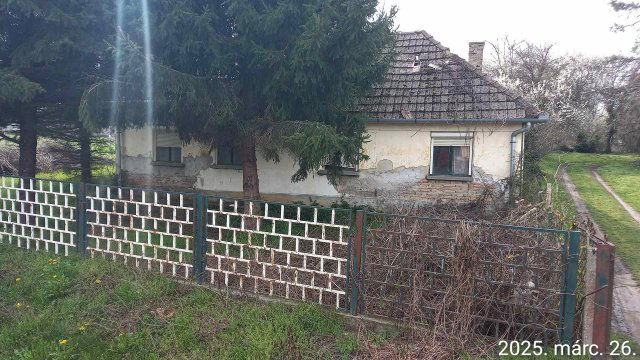 Eladó családi ház, Kiskorpádon 1.8 M Ft, 2 szobás