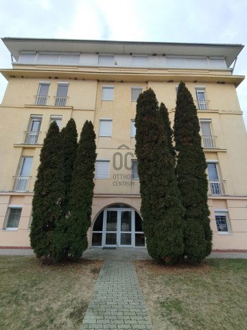 Eladó téglalakás, Szántódon 71.9 M Ft, 2 szobás