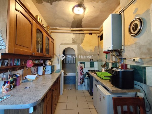 Eladó téglalakás, Budapesten, XX. kerületben 23 M Ft, 1 szobás