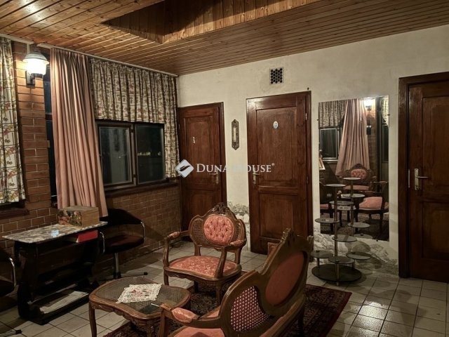 Eladó családi ház, Dunaharasztin 61.524 M Ft, 2 szobás