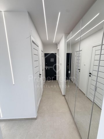 Eladó téglalakás, Oroszlányban 35 M Ft, 3 szobás