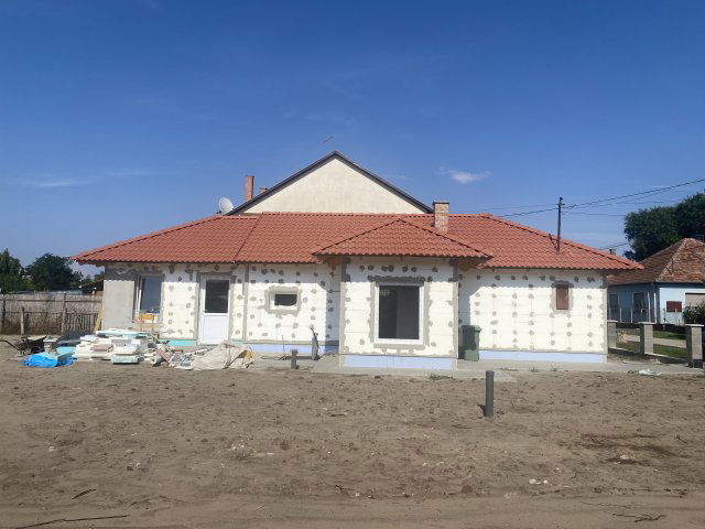 Eladó családi ház, Abonyban 34.9 M Ft, 2 szobás
