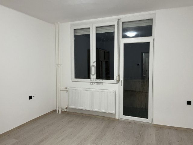 Eladó téglalakás, Tatabányán 35.9 M Ft, 2 szobás