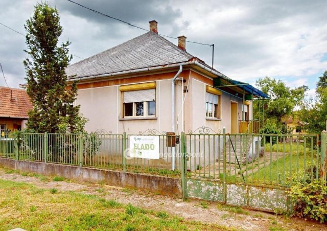 Eladó családi ház, Tiszalúcon 11.9 M Ft, 3 szobás