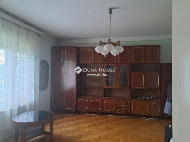Eladó családi ház, Mendén 57 M Ft, 3 szobás