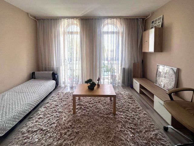 Eladó téglalakás, Baján 42.9 M Ft, 2 szobás