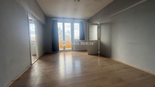 Eladó téglalakás, Szombathelyen 43 M Ft, 3 szobás