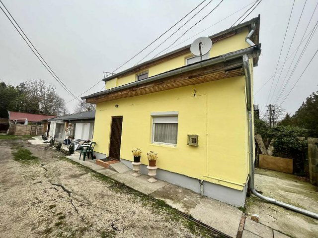 Eladó családi ház, Budapesten, XV. kerületben 60 M Ft