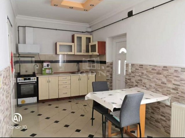 Eladó téglalakás, Budapesten, XV. kerületben 62 M Ft, 3 szobás