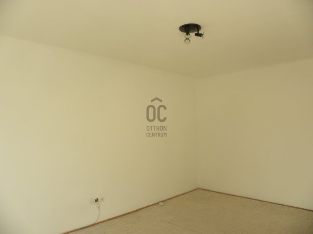 Eladó téglalakás, Mohácson 27.9 M Ft, 2 szobás