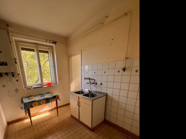 Eladó téglalakás, Kerepesen 49.5 M Ft, 3 szobás